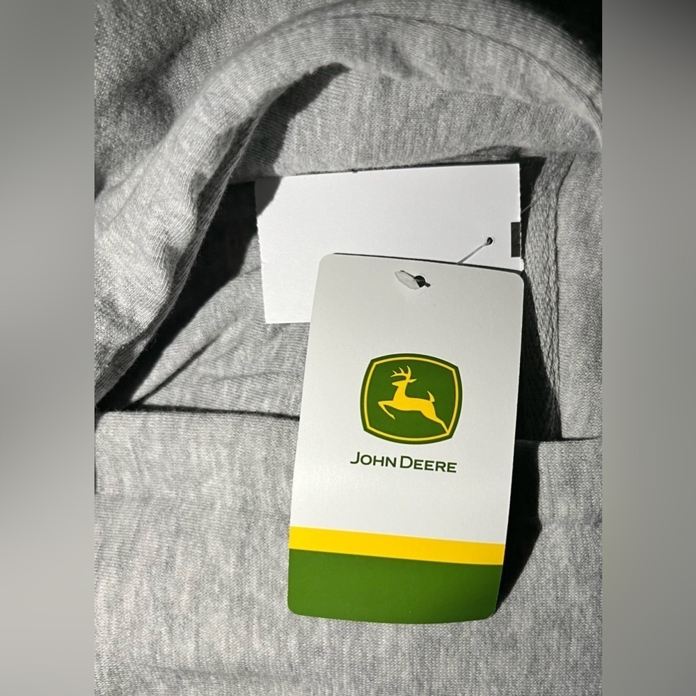NWT- John Deere Hoodie- Build Indiana State Outline SIZE: 2XL COLOR: Gray - Picture 5 of 7